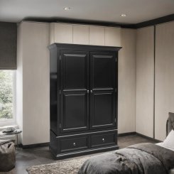 Garderob Chris Svart 132x56x198cm